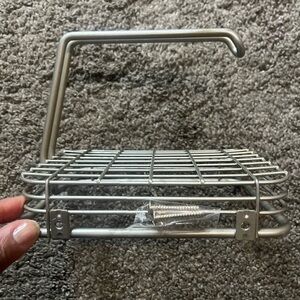 5/$10. NEW Bathroom toilet paper holder